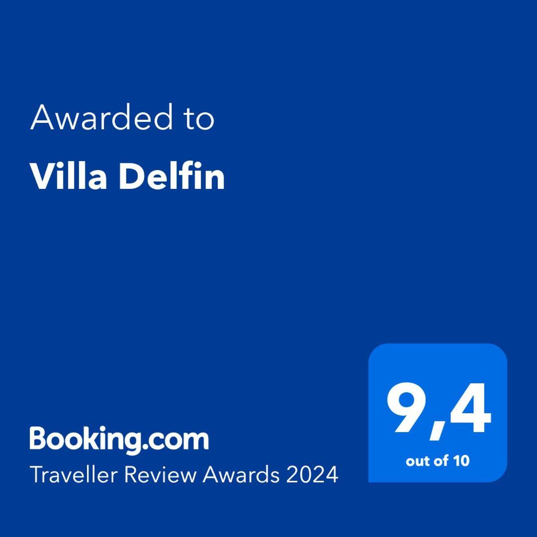 Villa Delfin Sutivan Bagian luar foto